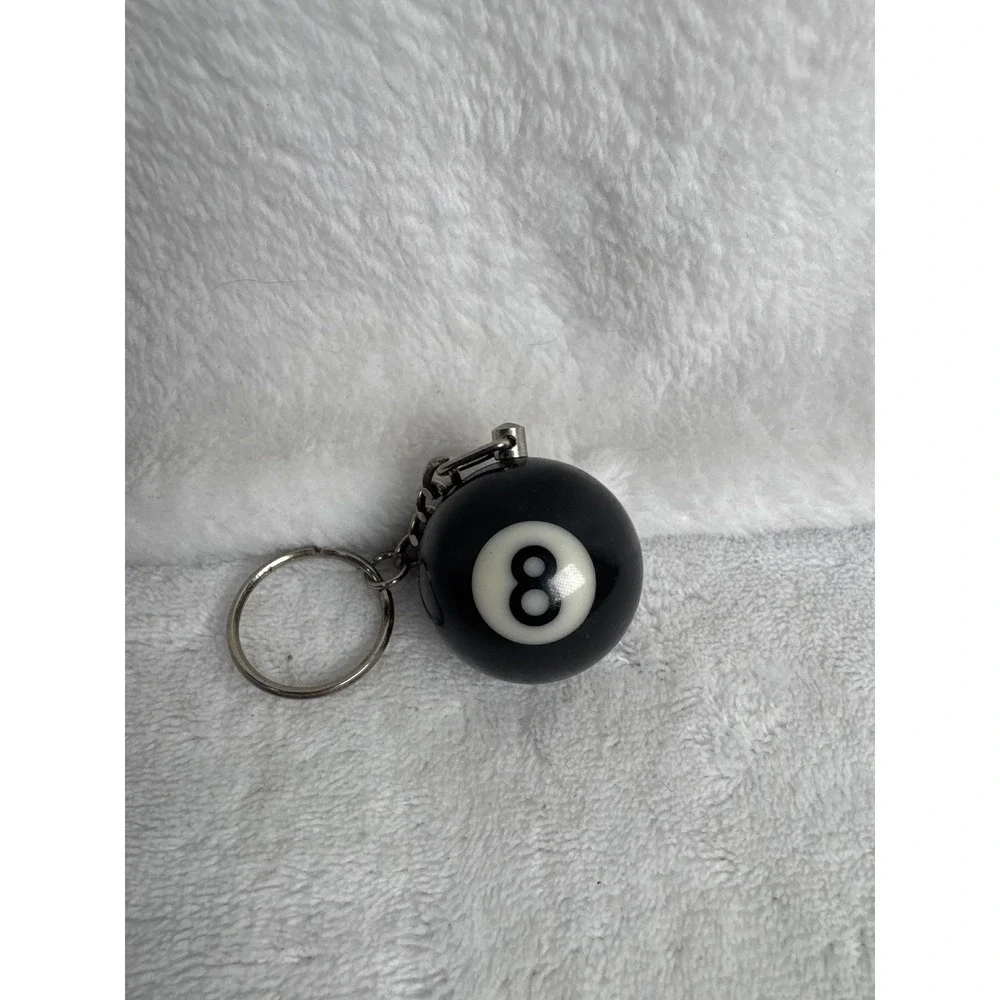 Vintage 8 Ball Pool Billiards Keychain Unisex OS Black Excellent